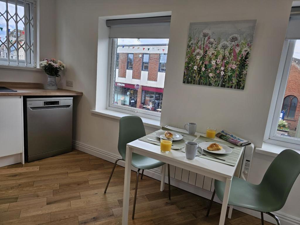 Charming 1-Bed Apartment In Cromer Town Centre Exterior foto